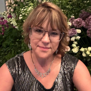 Meet your Posher, Paula